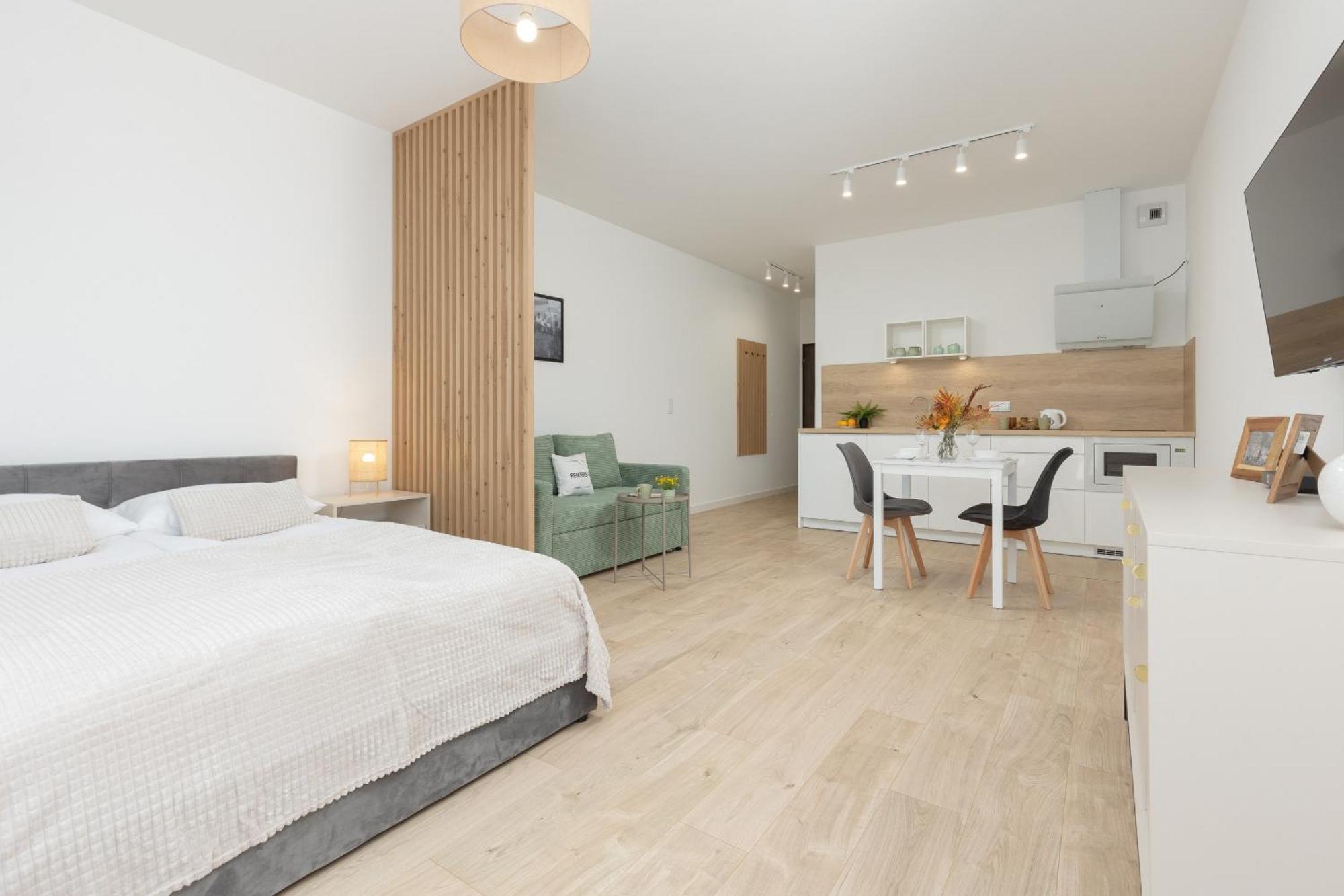 Leilighet Modern Mokotow With Parking & Balcony By Renters Warszawa