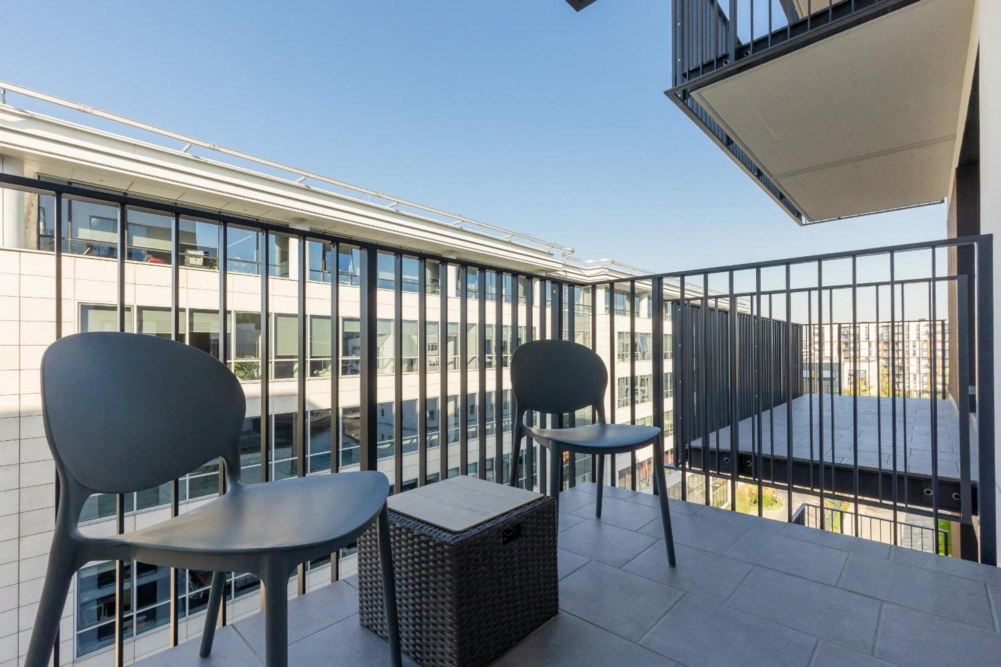 Modern Mokotow With Parking & Balcony By Renters Warszawa